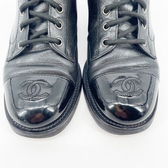 Chanel 2020 Interlocking CC Logo Black Glitter Patent Cap Toe Combat Boot EU 37 - Picture 6 of 16